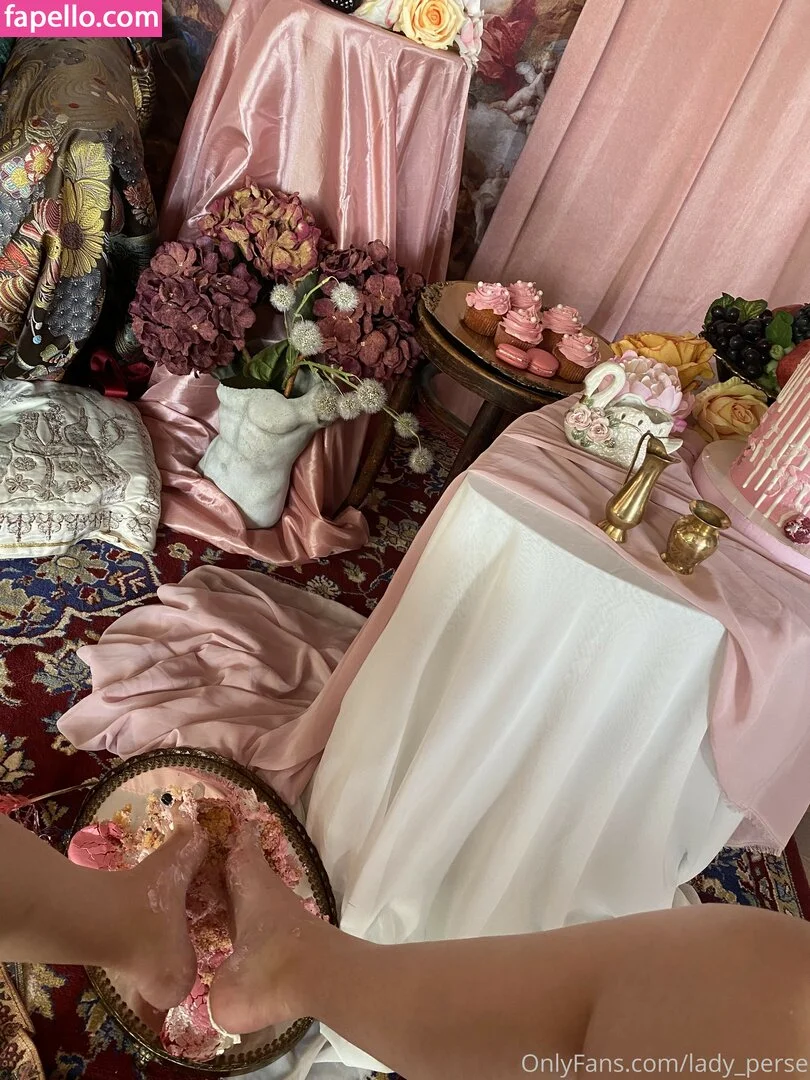 Lady Perse Onlyfans Photo Gallery 