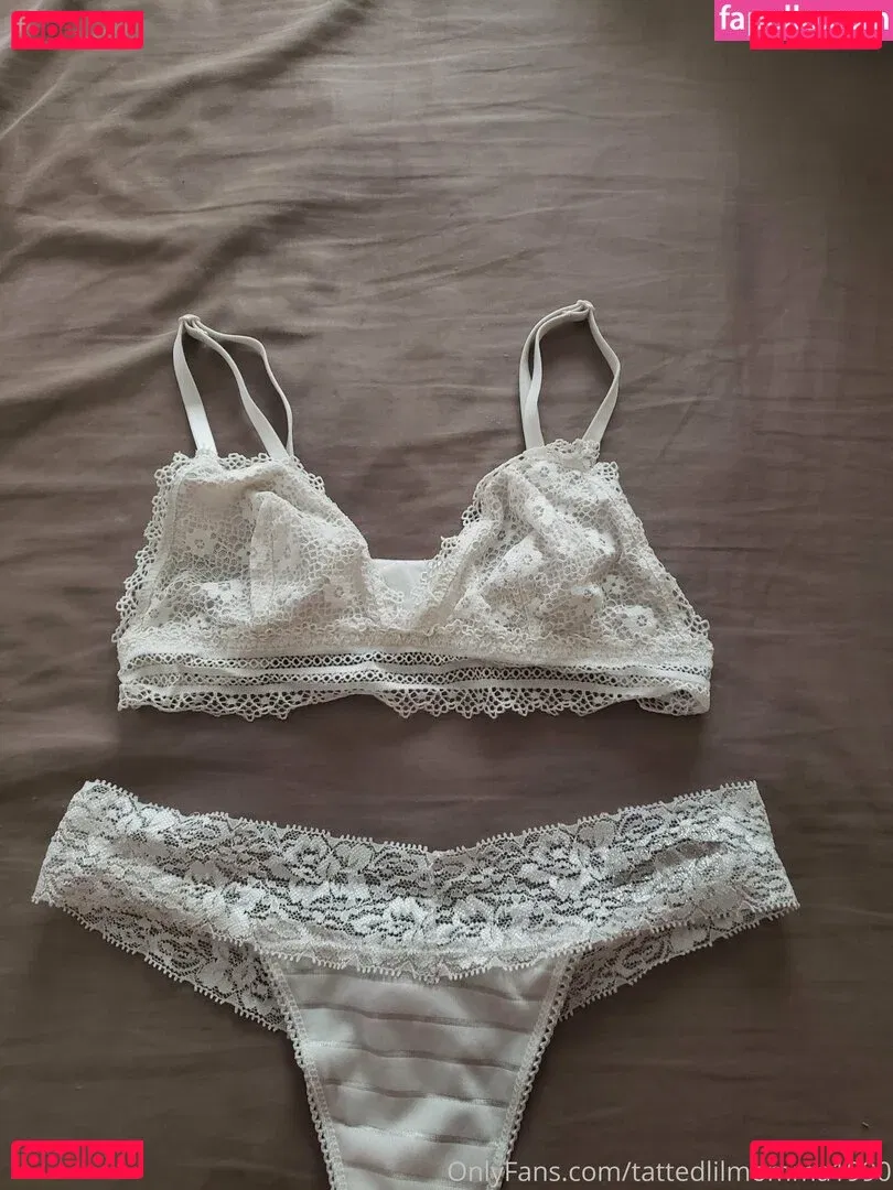 tattedlilmomma1990 Onlyfans Photo Gallery 