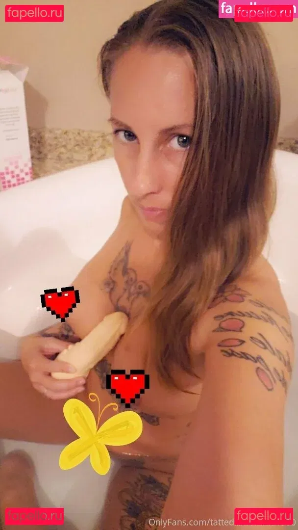 tattedlilmomma1990 Onlyfans Photo Gallery 