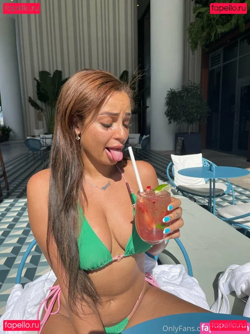 toningtori Onlyfans Photo Gallery 