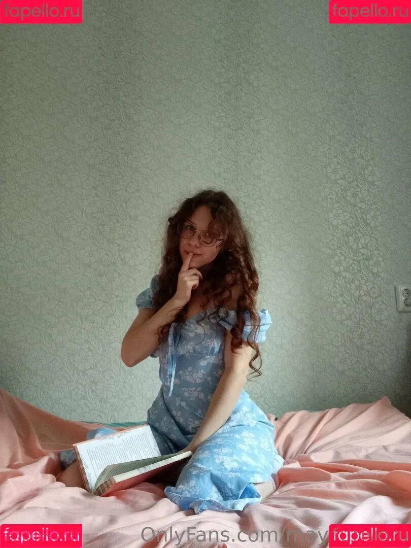 maycurlygirl Onlyfans Photo Gallery 