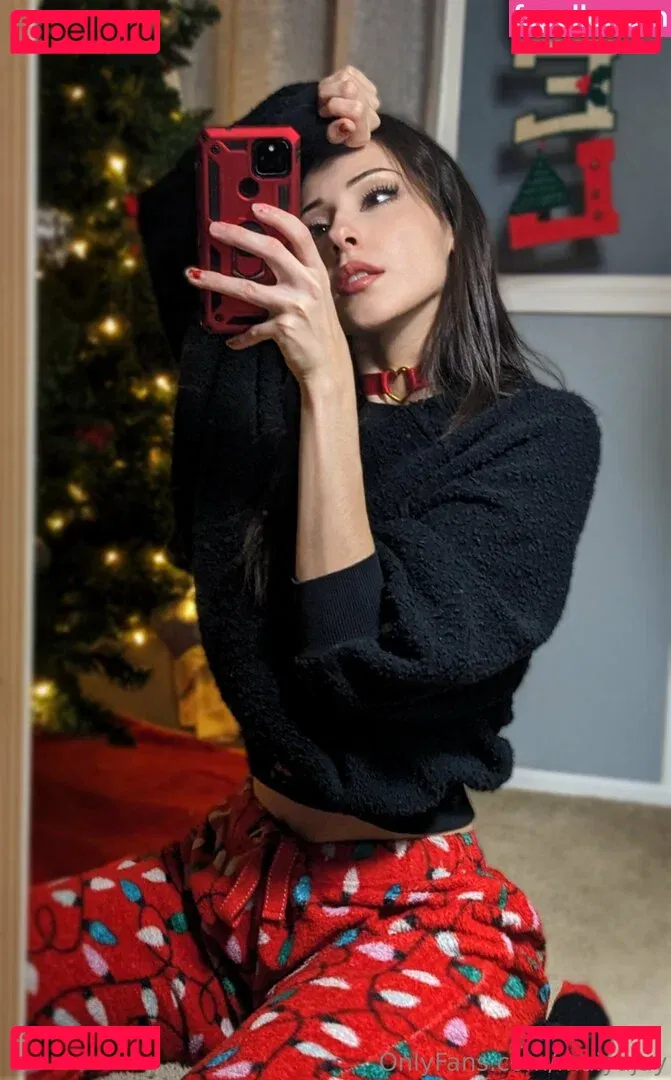 RevolutionarySyrup99 Onlyfans Photo Gallery 