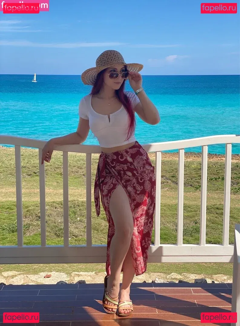 Roxolana Onlyfans Photo Gallery 