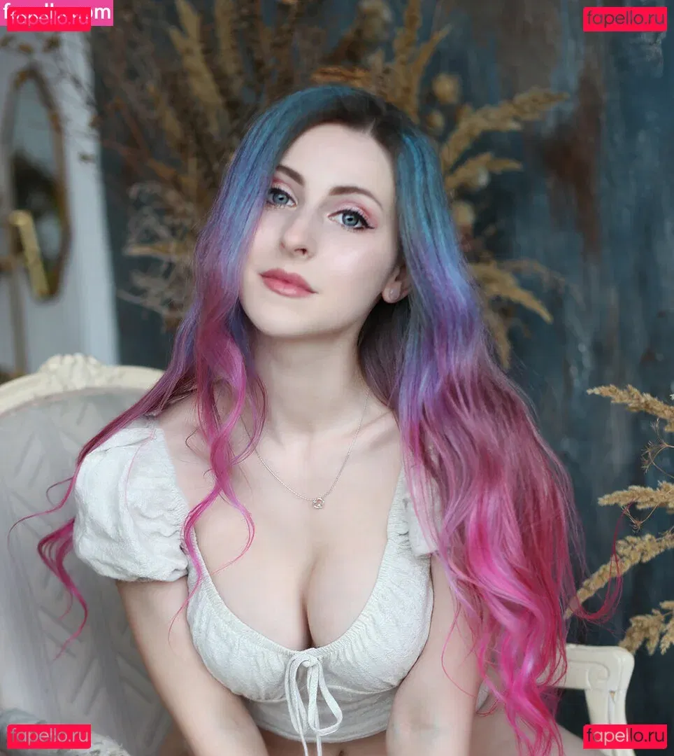 Roxolana Onlyfans Photo Gallery 