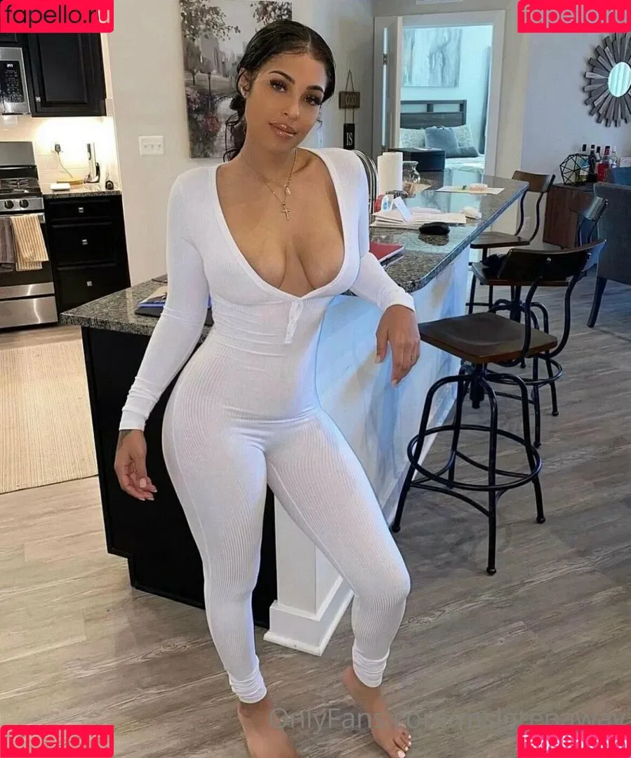 Jasmine Grenaway Onlyfans Photo Gallery 