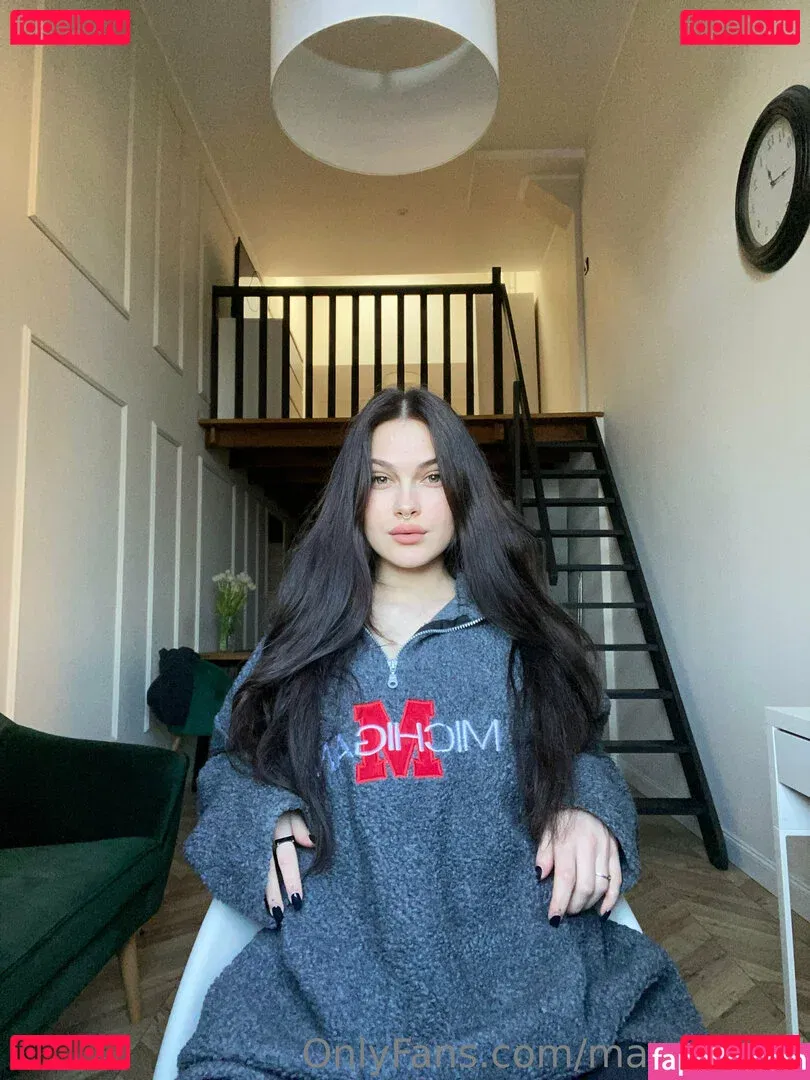 marry_land Onlyfans Photo Gallery 