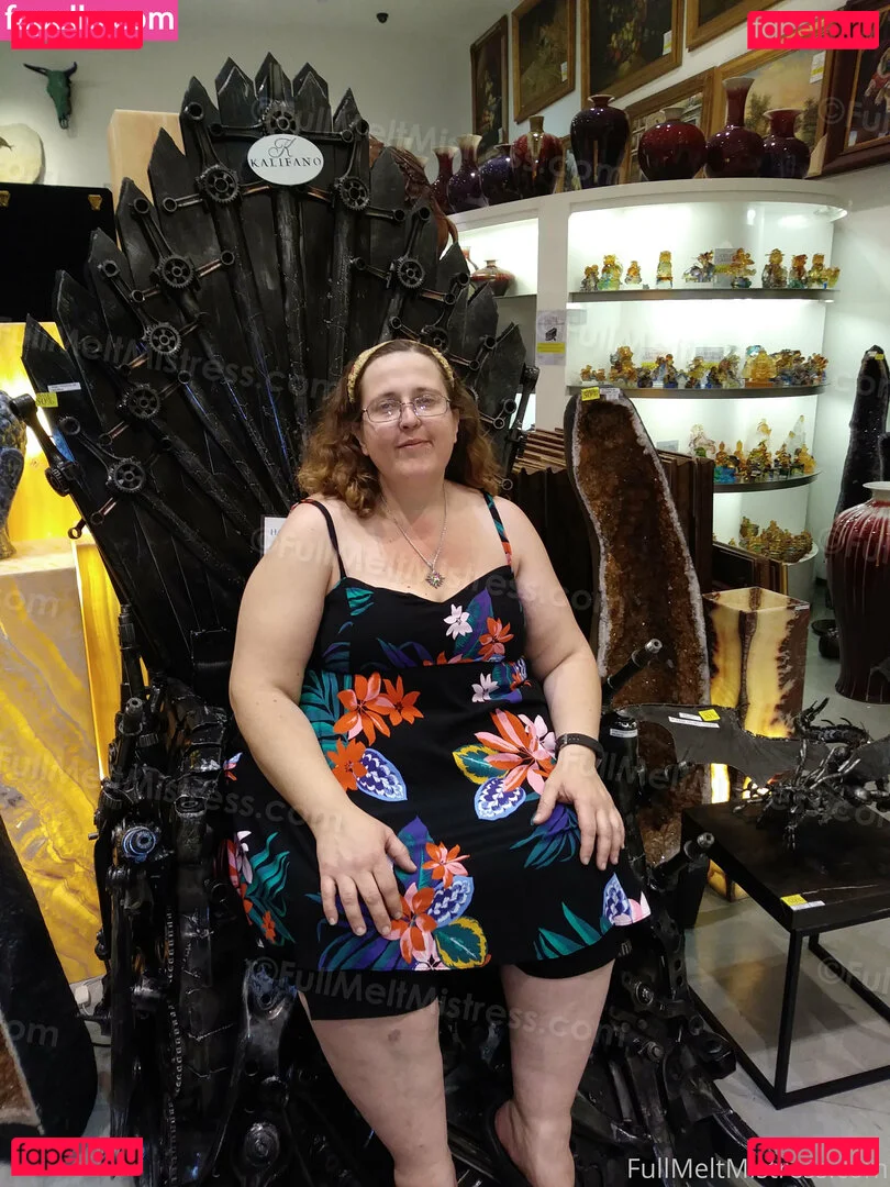 fullmeltmistress Onlyfans Photo Gallery 