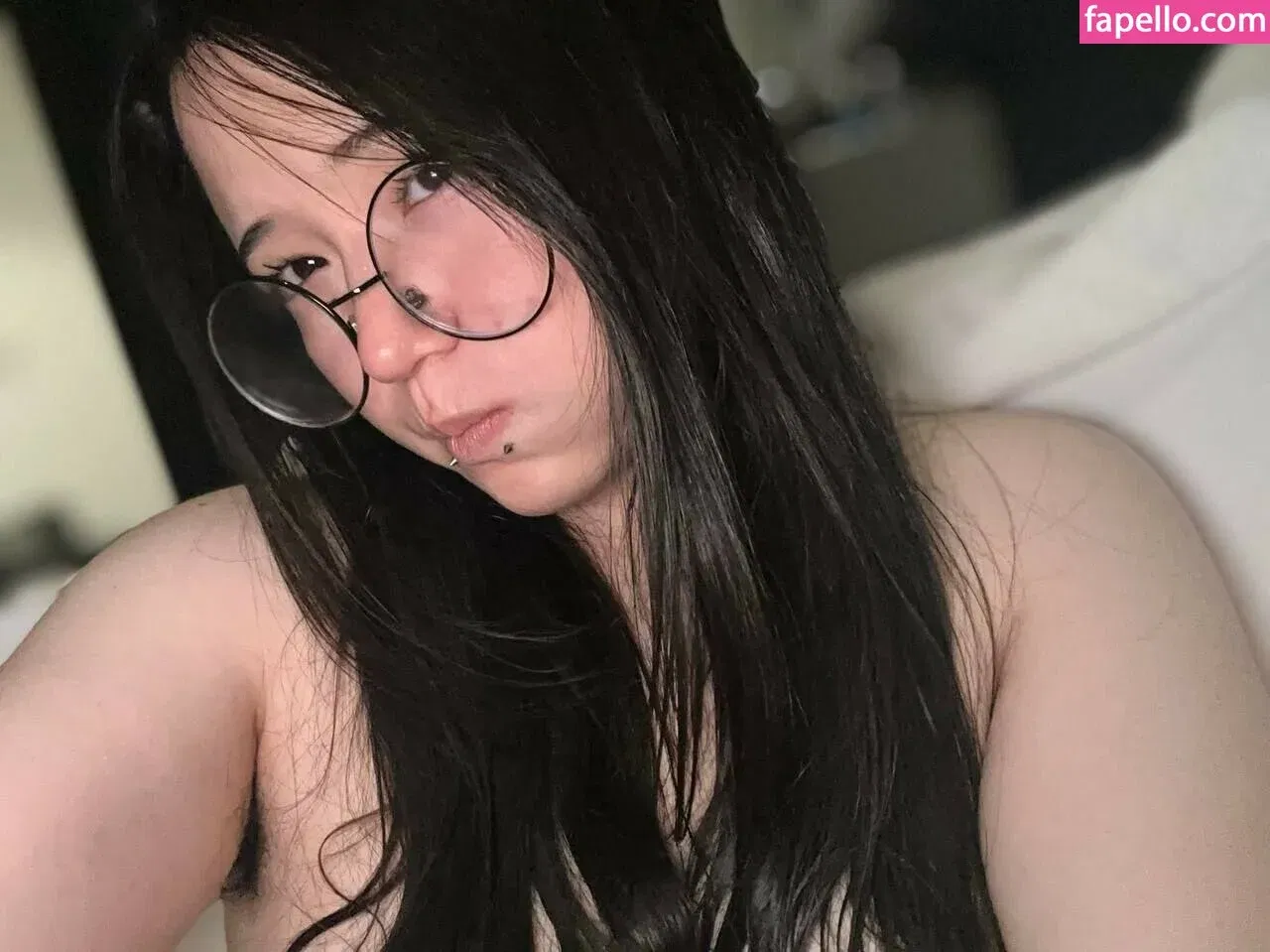 Tinyvampfangs Onlyfans Photo Gallery 