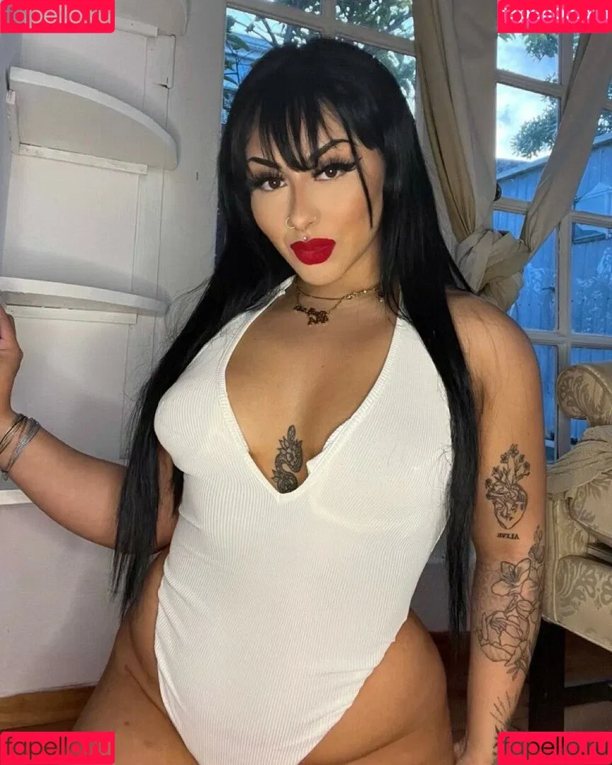 scarlettviv Onlyfans Photo Gallery 