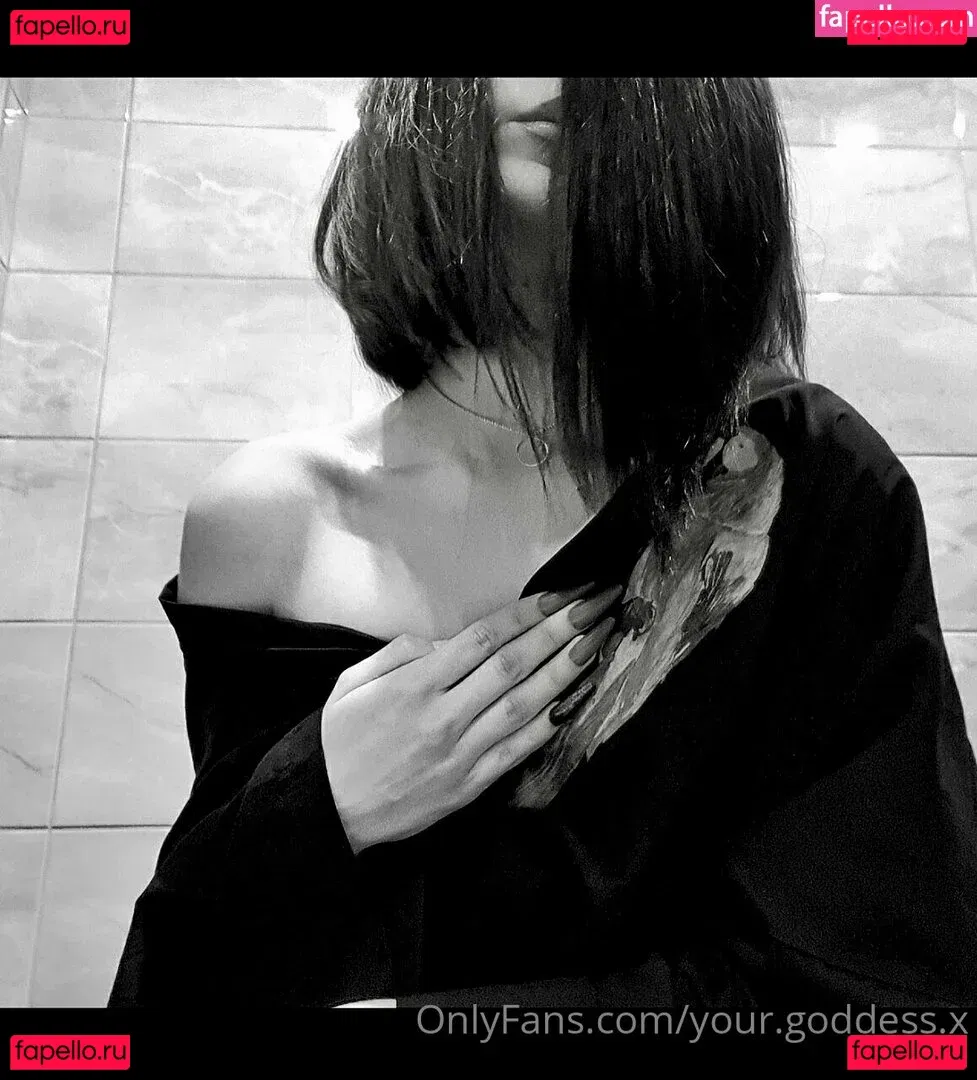 your.goddess.x Onlyfans Photo Gallery 