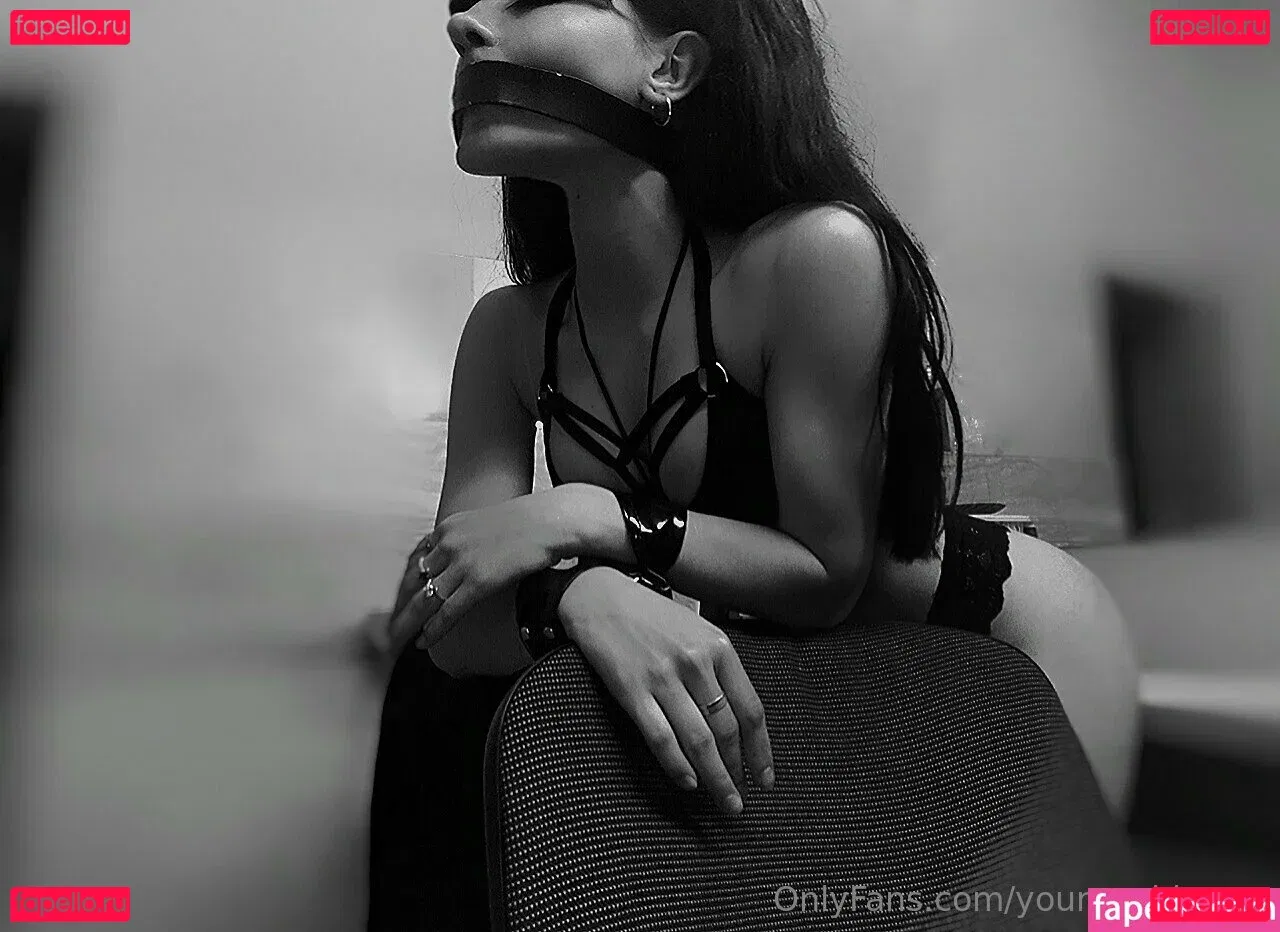 your.goddess.x Onlyfans Photo Gallery 