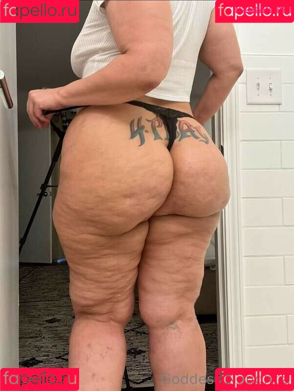 Goddess Naughtia Onlyfans Photo Gallery 