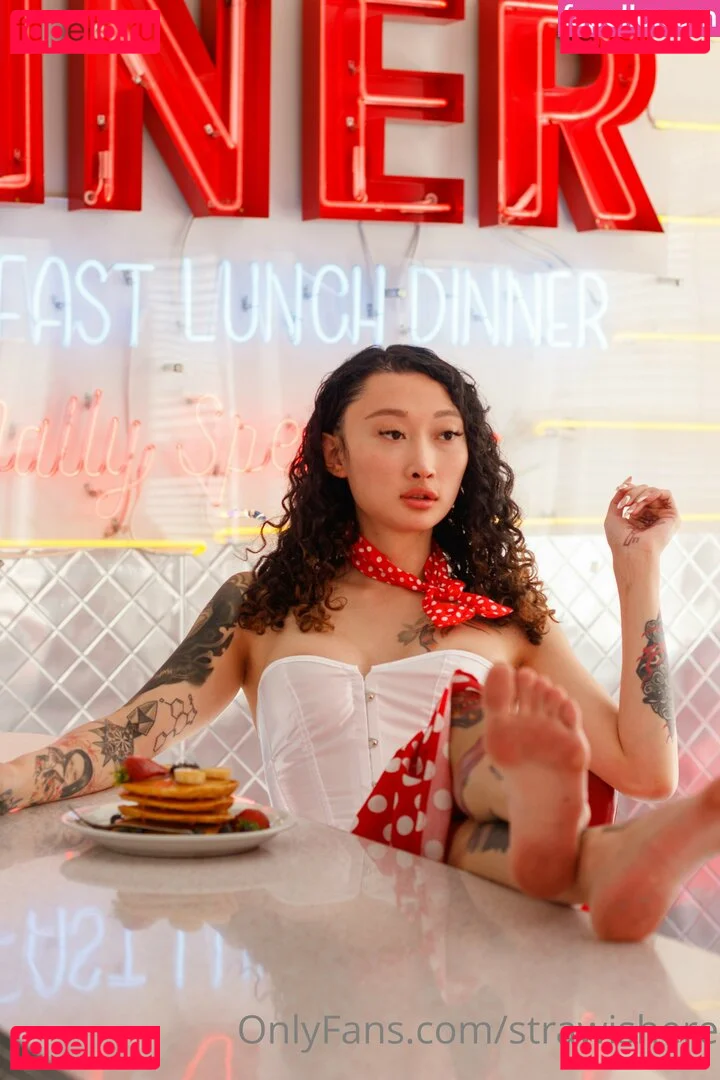 Billie Beaumont Strawisdead Onlyfans Photo Gallery 