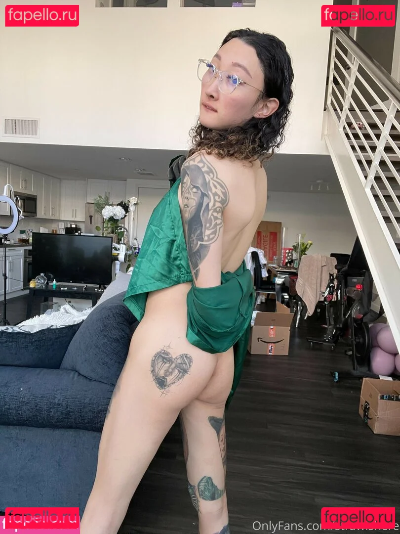 Billie Beaumont Strawisdead Onlyfans Photo Gallery 