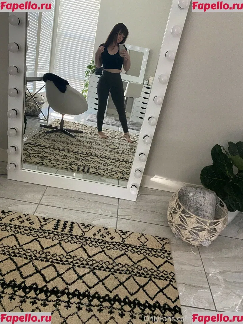 Emily Lynne Onlyfans Photo Gallery 