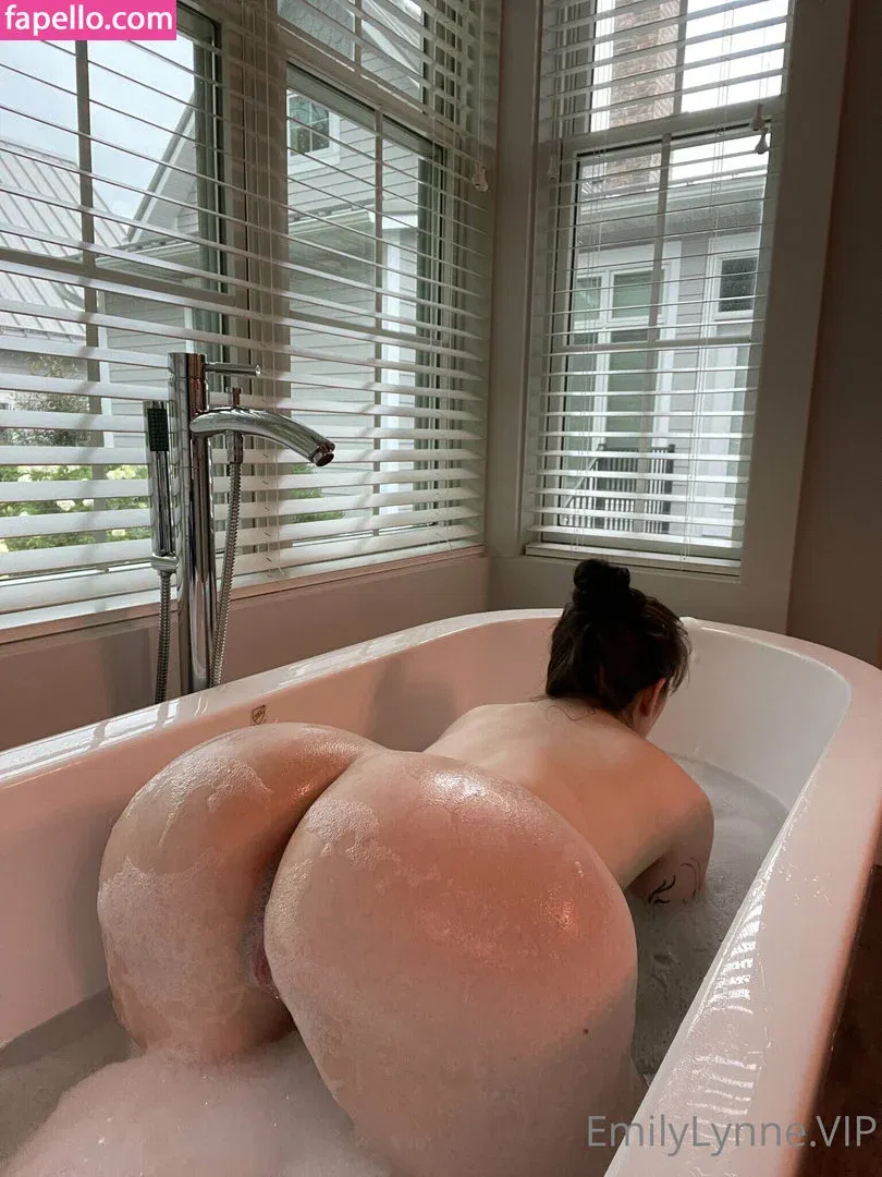 Emily Lynne Onlyfans Photo Gallery 