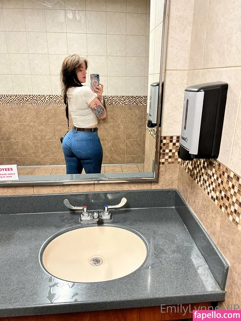 Emily Lynne Onlyfans Photo Gallery 