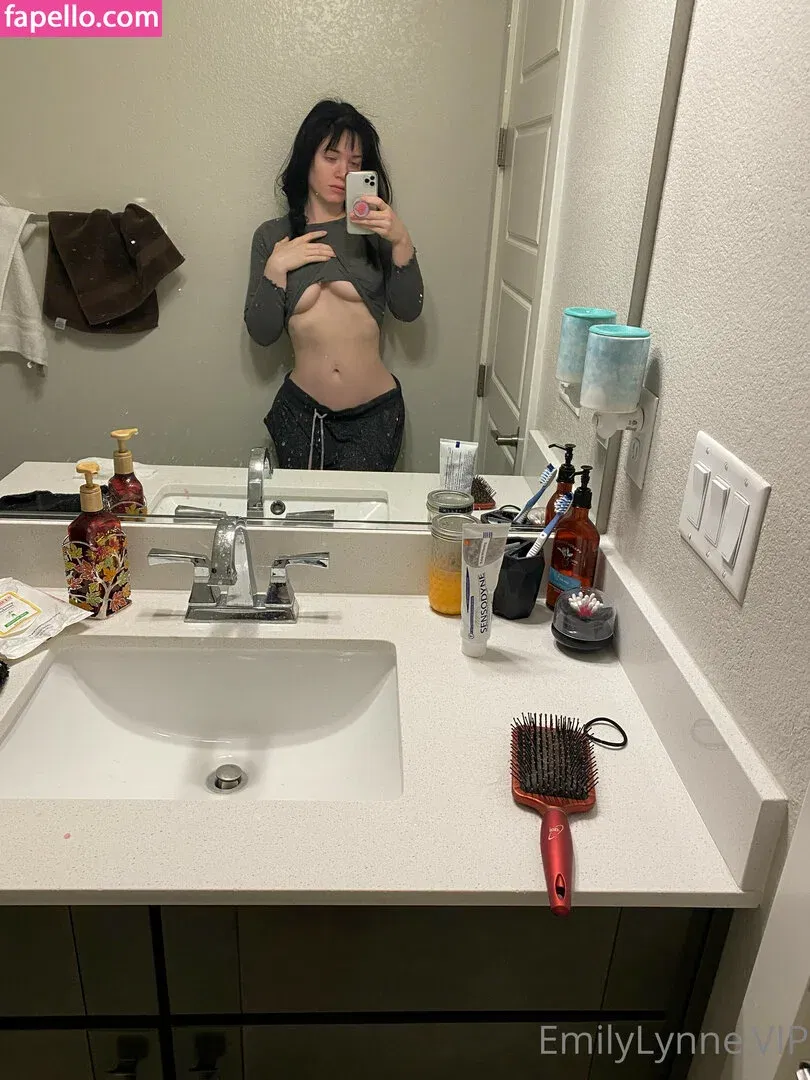 Emily Lynne Onlyfans Photo Gallery 