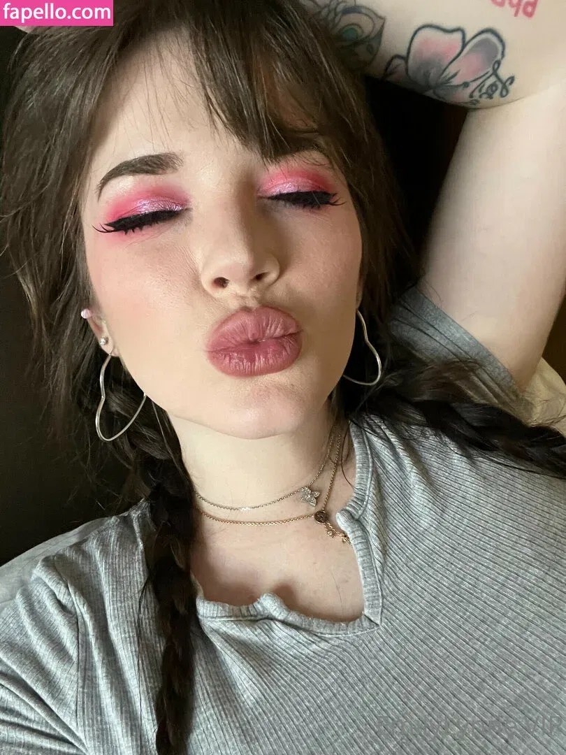 Emily Lynne Onlyfans Photo Gallery 