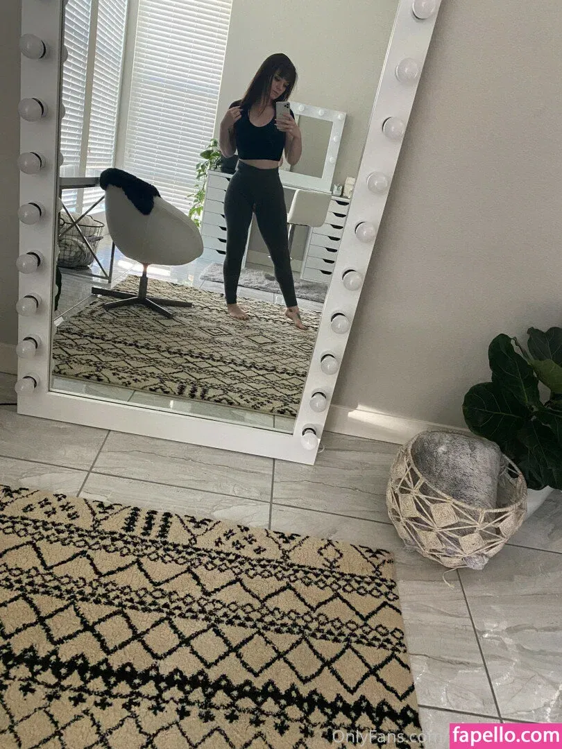 Emily Lynne Onlyfans Photo Gallery 