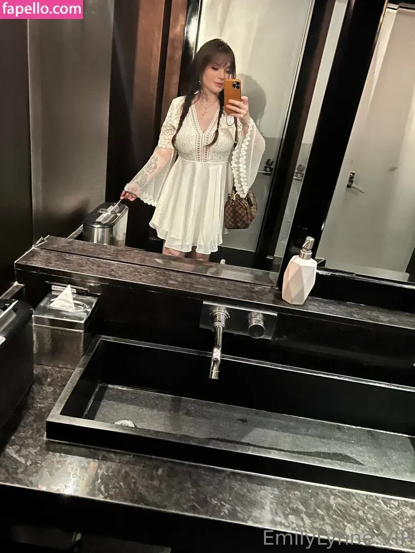 Emily Lynne Onlyfans Photo Gallery 