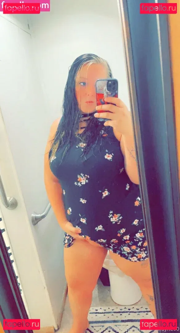 naomirayne90 Onlyfans Photo Gallery 