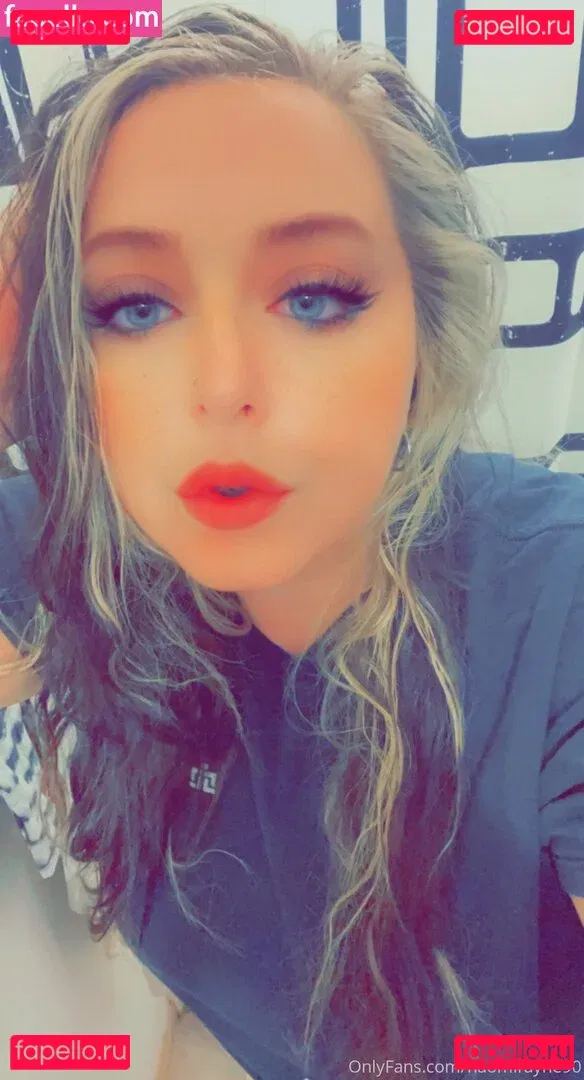 naomirayne90 Onlyfans Photo Gallery 