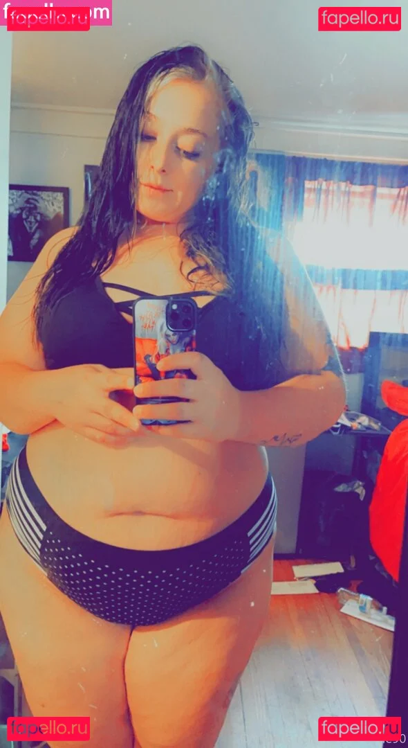 naomirayne90 Onlyfans Photo Gallery 