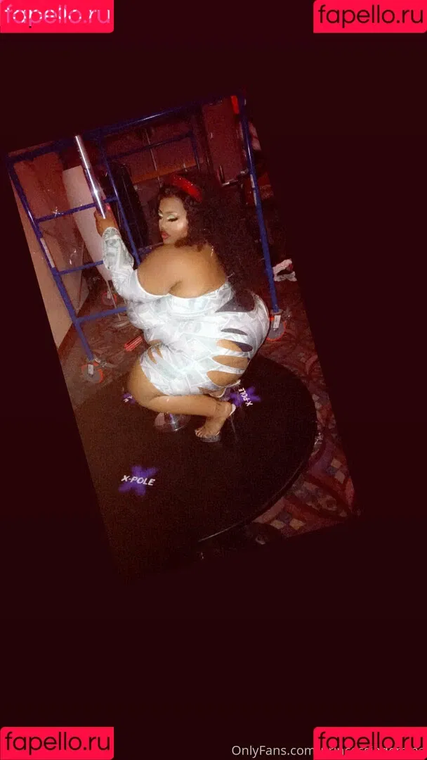 mamamioshye Onlyfans Photo Gallery 