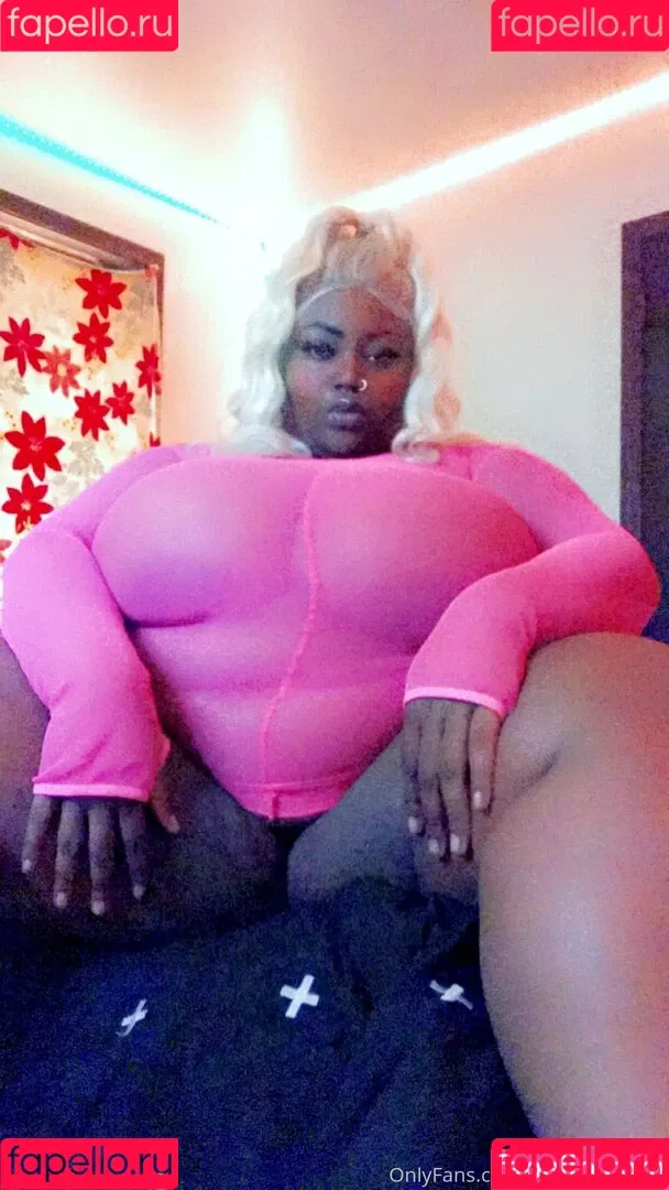 mamamioshye Onlyfans Photo Gallery 