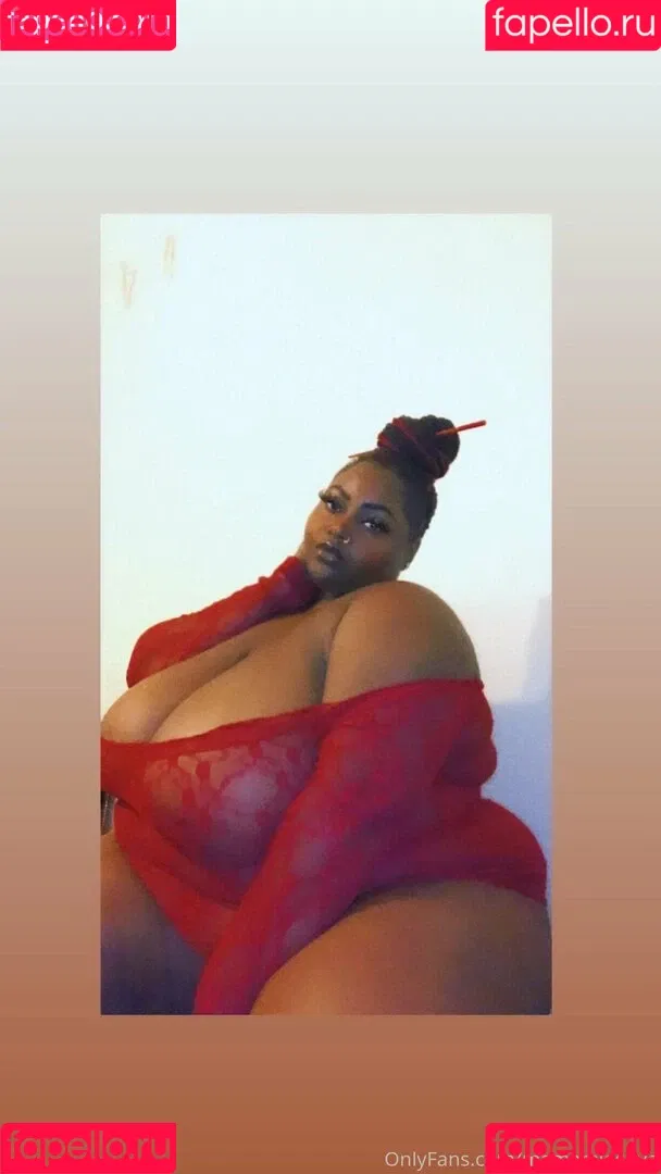 mamamioshye Onlyfans Photo Gallery 