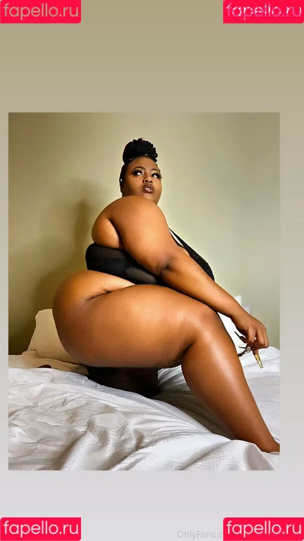 mamamioshye Onlyfans Photo Gallery 