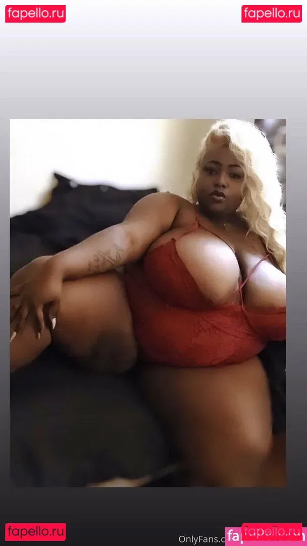 mamamioshye Onlyfans Photo Gallery 