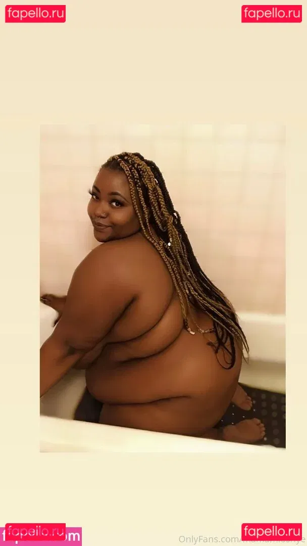 mamamioshye Onlyfans Photo Gallery 