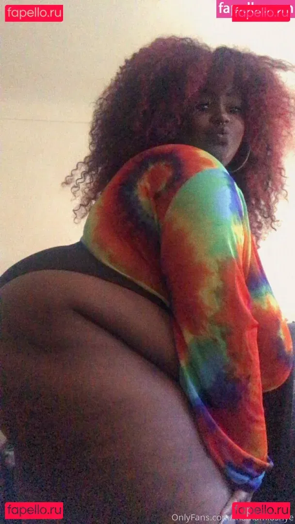 mamamioshye Onlyfans Photo Gallery 