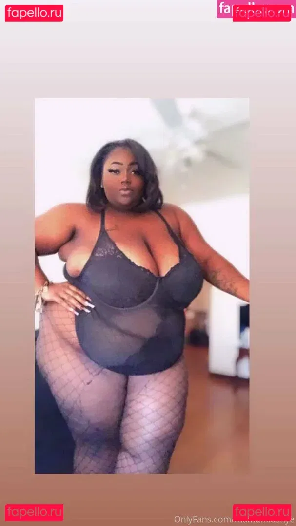 mamamioshye Onlyfans Photo Gallery 