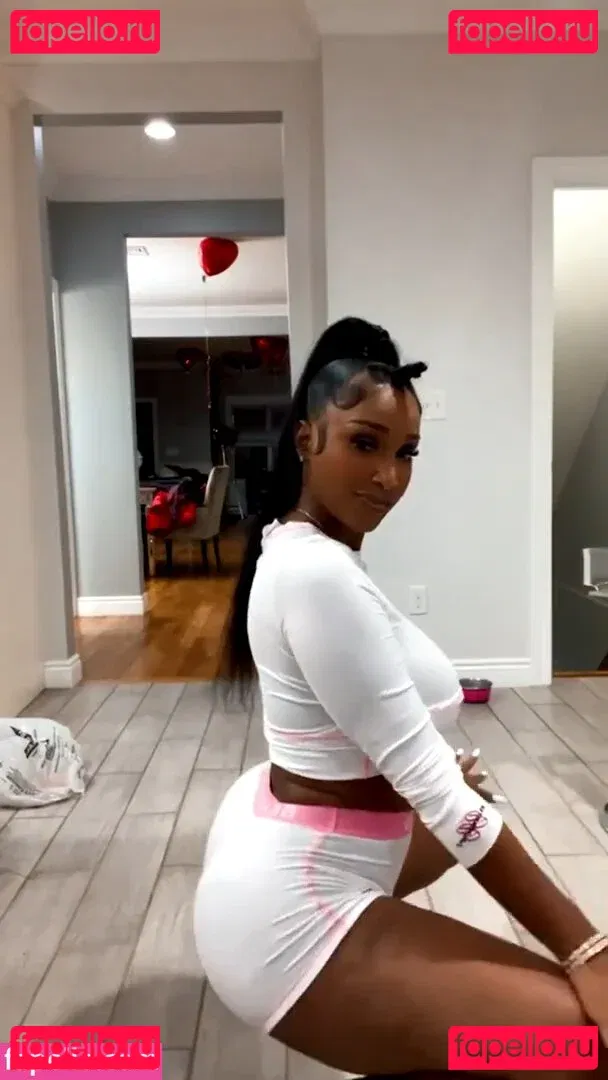 Bernice Burgos Onlyfans Photo Gallery 