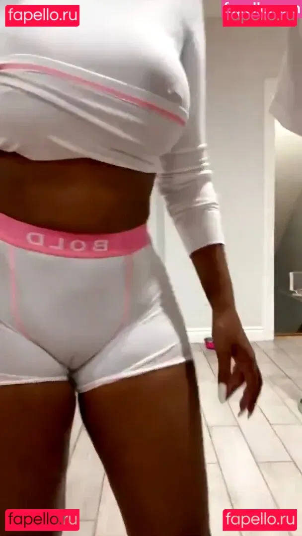 Bernice Burgos Onlyfans Photo Gallery 