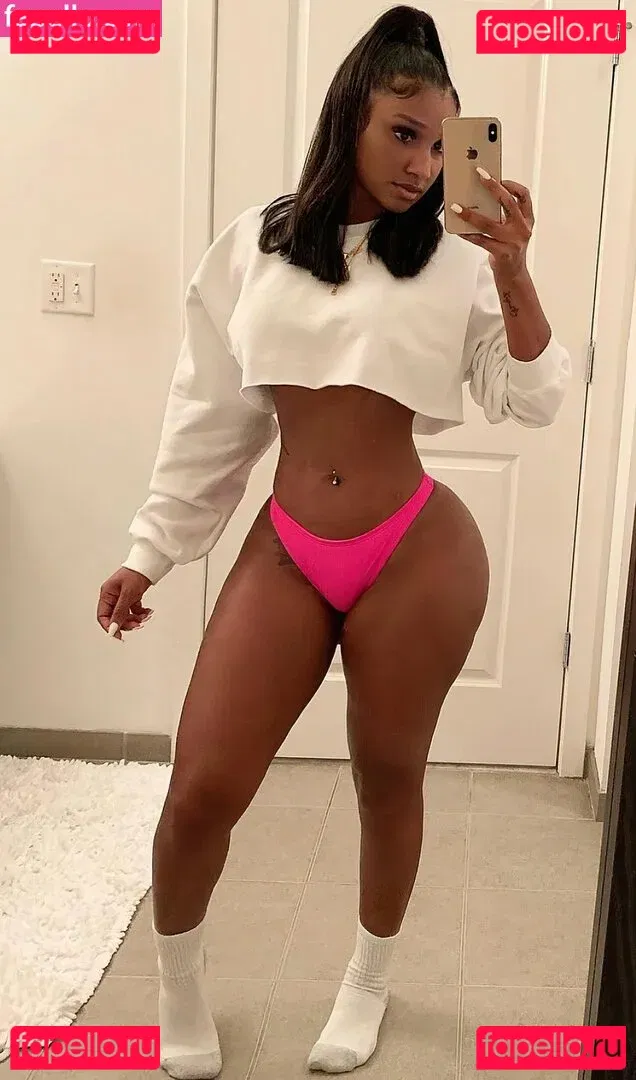 Bernice Burgos Onlyfans Photo Gallery 