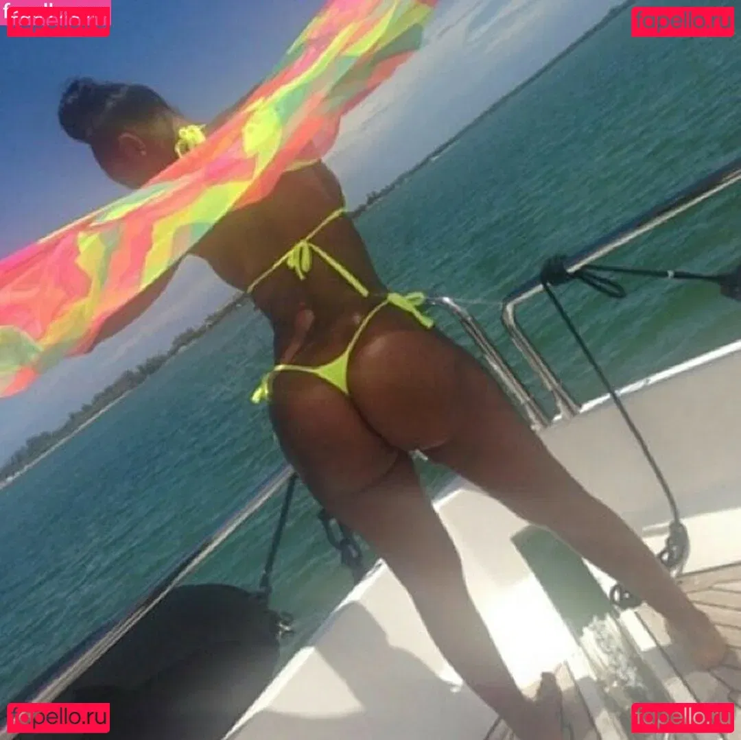 Bernice Burgos Onlyfans Photo Gallery 