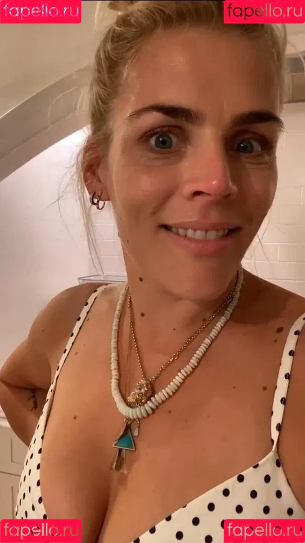 Busy Philipps Onlyfans Photo Gallery 