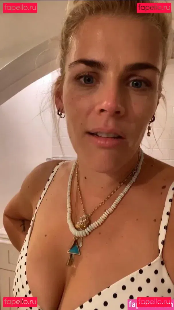 Busy Philipps Onlyfans Photo Gallery 
