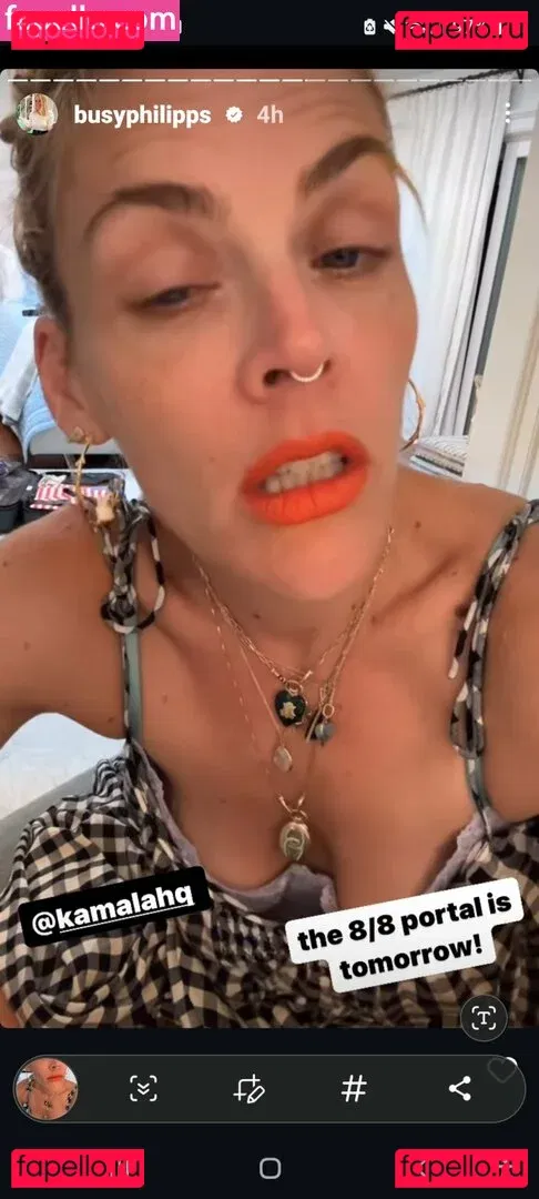 Busy Philipps Onlyfans Photo Gallery 