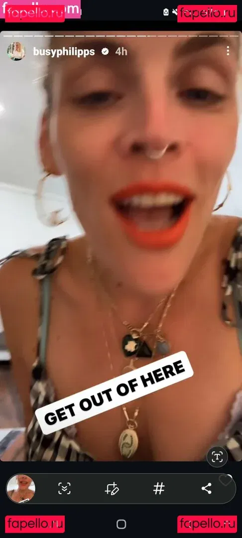Busy Philipps Onlyfans Photo Gallery 