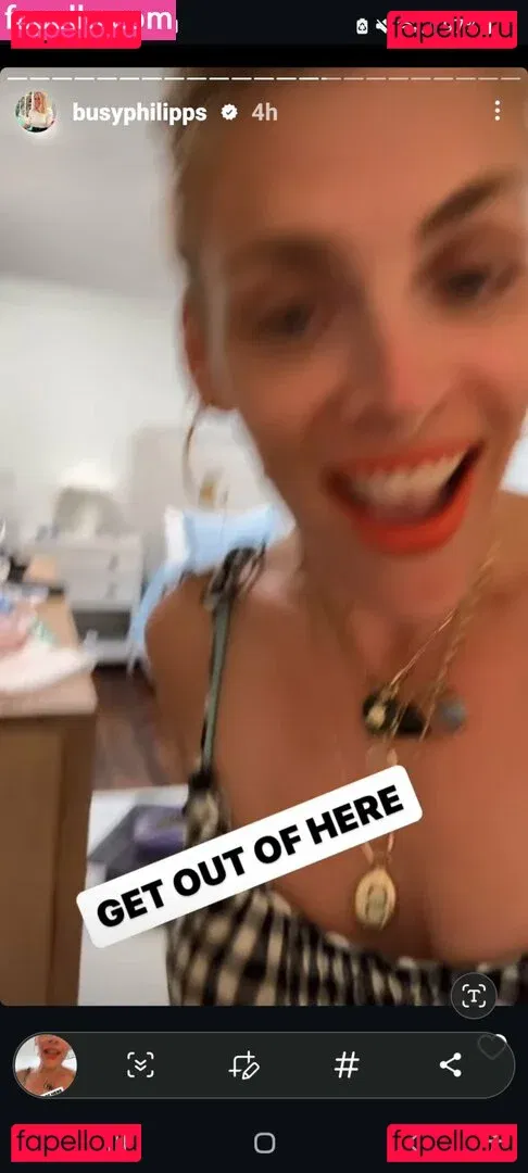 Busy Philipps Onlyfans Photo Gallery 