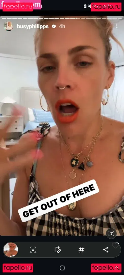 Busy Philipps Onlyfans Photo Gallery 