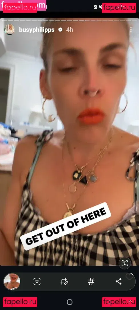 Busy Philipps Onlyfans Photo Gallery 