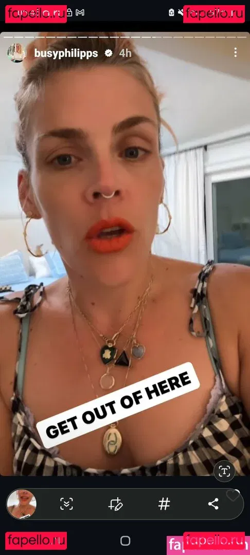 Busy Philipps Onlyfans Photo Gallery 