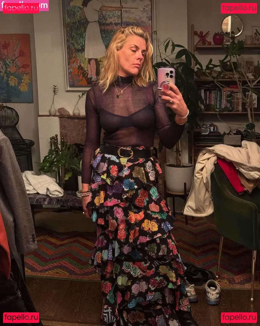 Busy Philipps Onlyfans Photo Gallery 