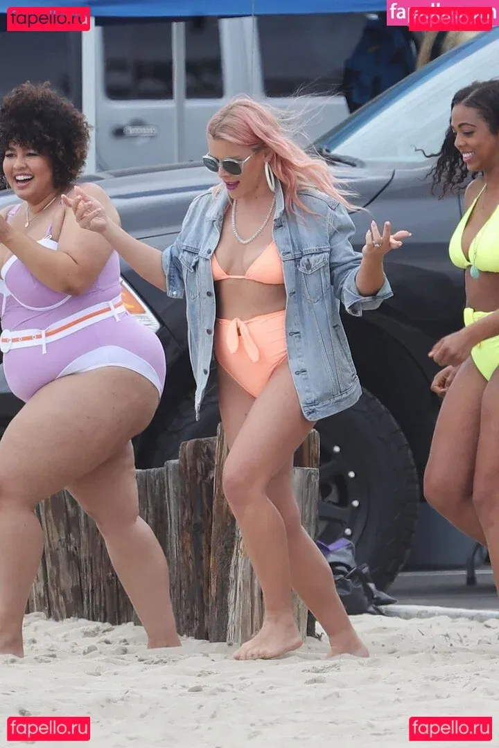 Busy Philipps Onlyfans Photo Gallery 